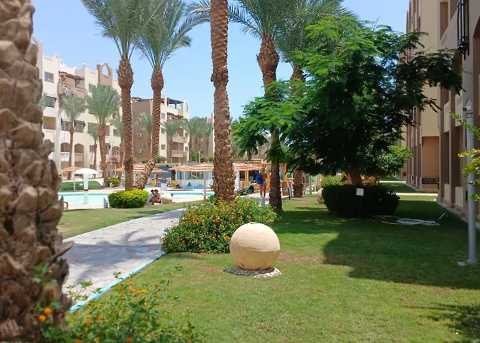 3 Bedroom App With Aquapark Gurdaka